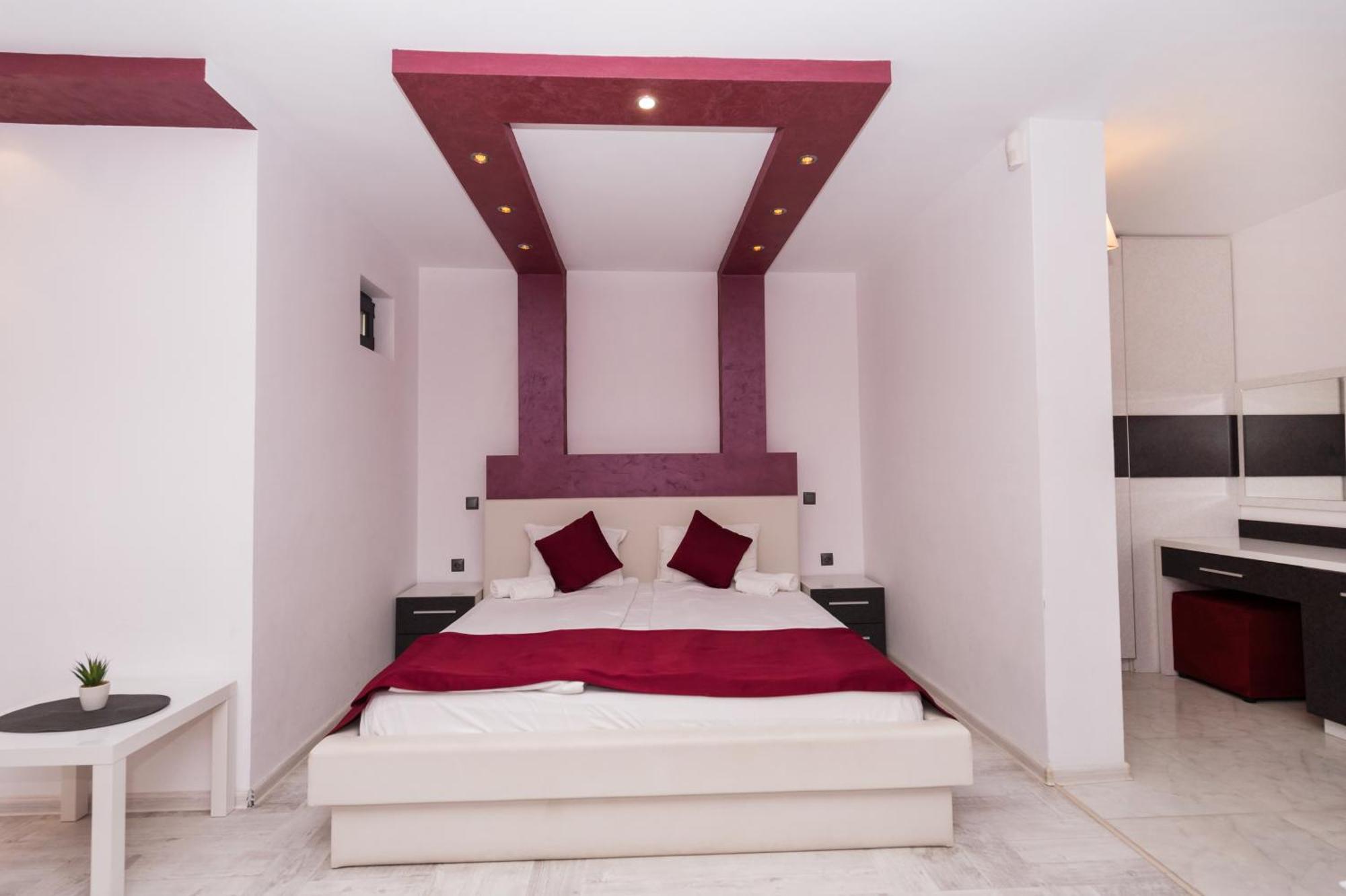 Polina Beach Sozopol Bilik gambar